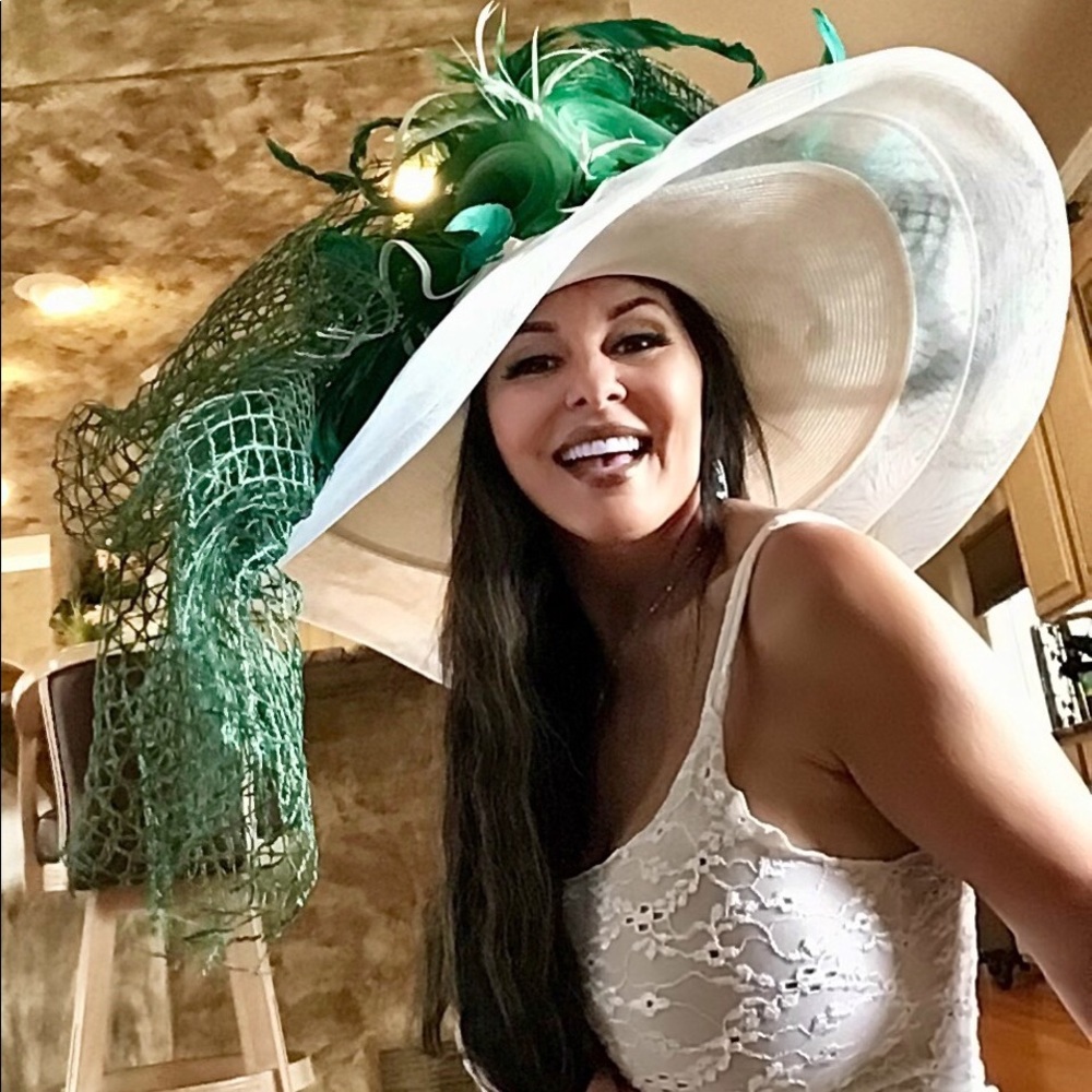 Gorgeous big Kentucky derby hat!